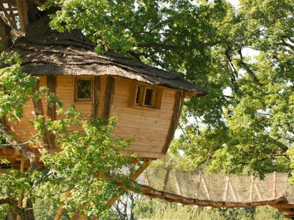 Cabane Perchée dans les Arbres Saint-Hilaire-en-Morvan Exterior foto