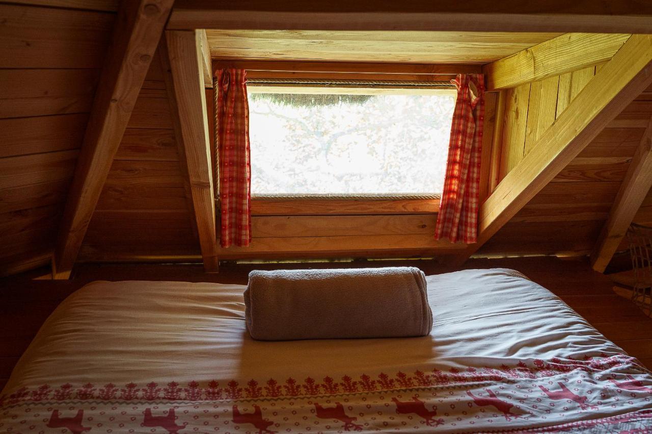 Cabane Perchée dans les Arbres Saint-Hilaire-en-Morvan Exterior foto