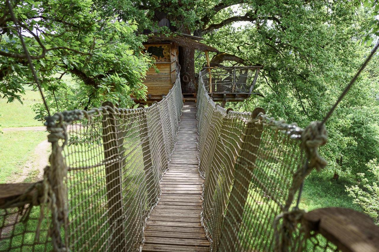 Cabane Perchée dans les Arbres Saint-Hilaire-en-Morvan Exterior foto